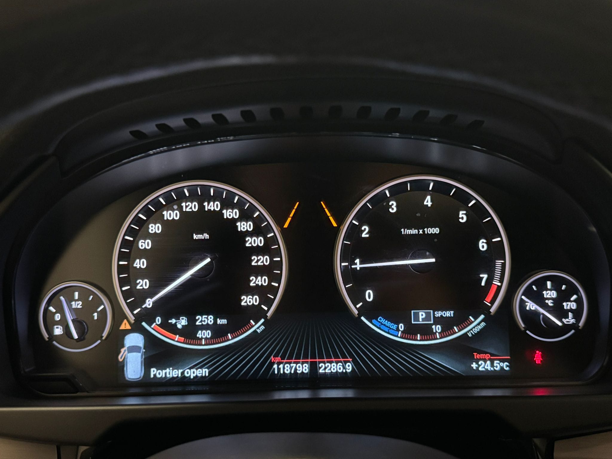 BMW X5 40e