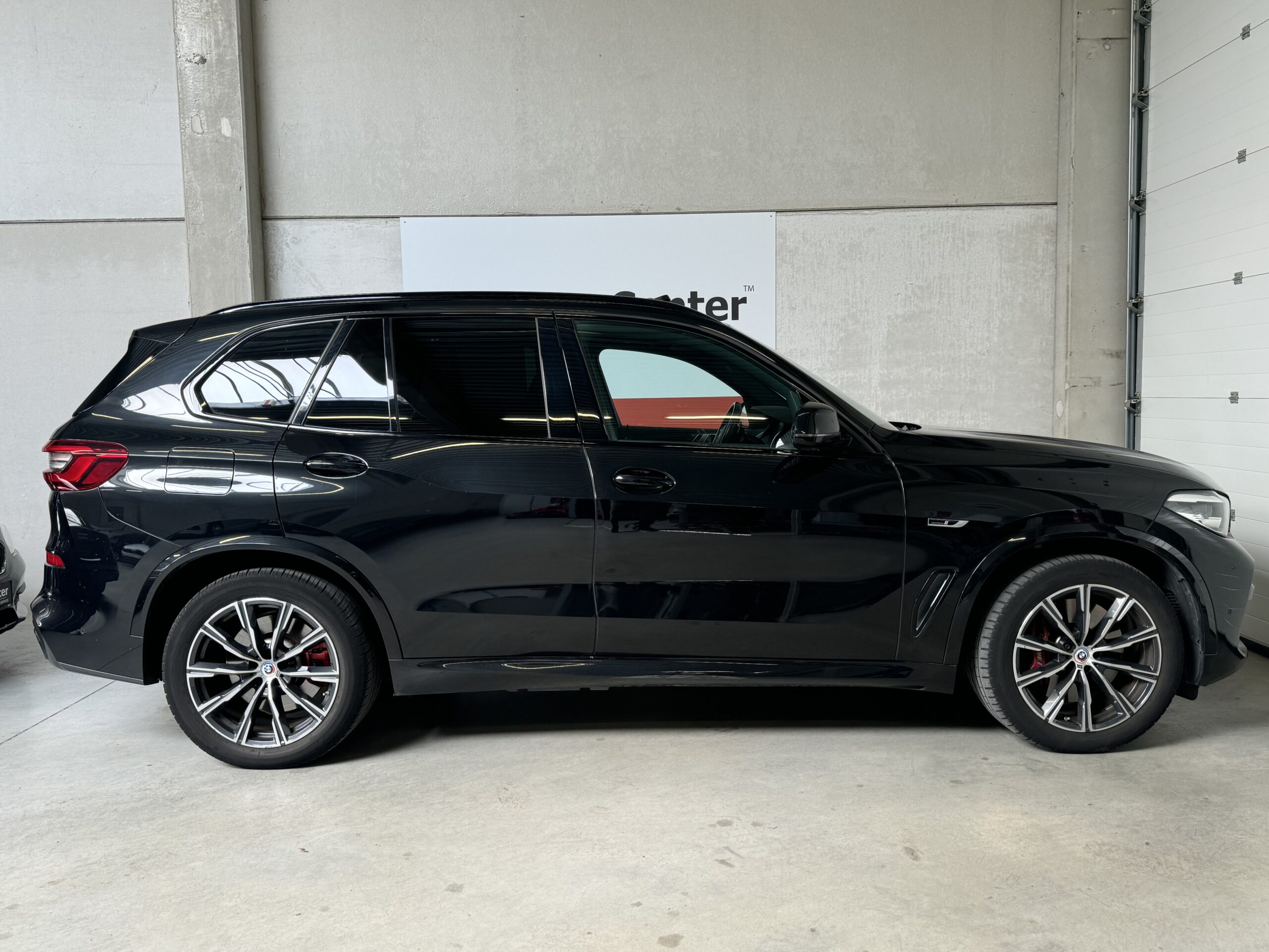 BMW X5 45e Hybrid