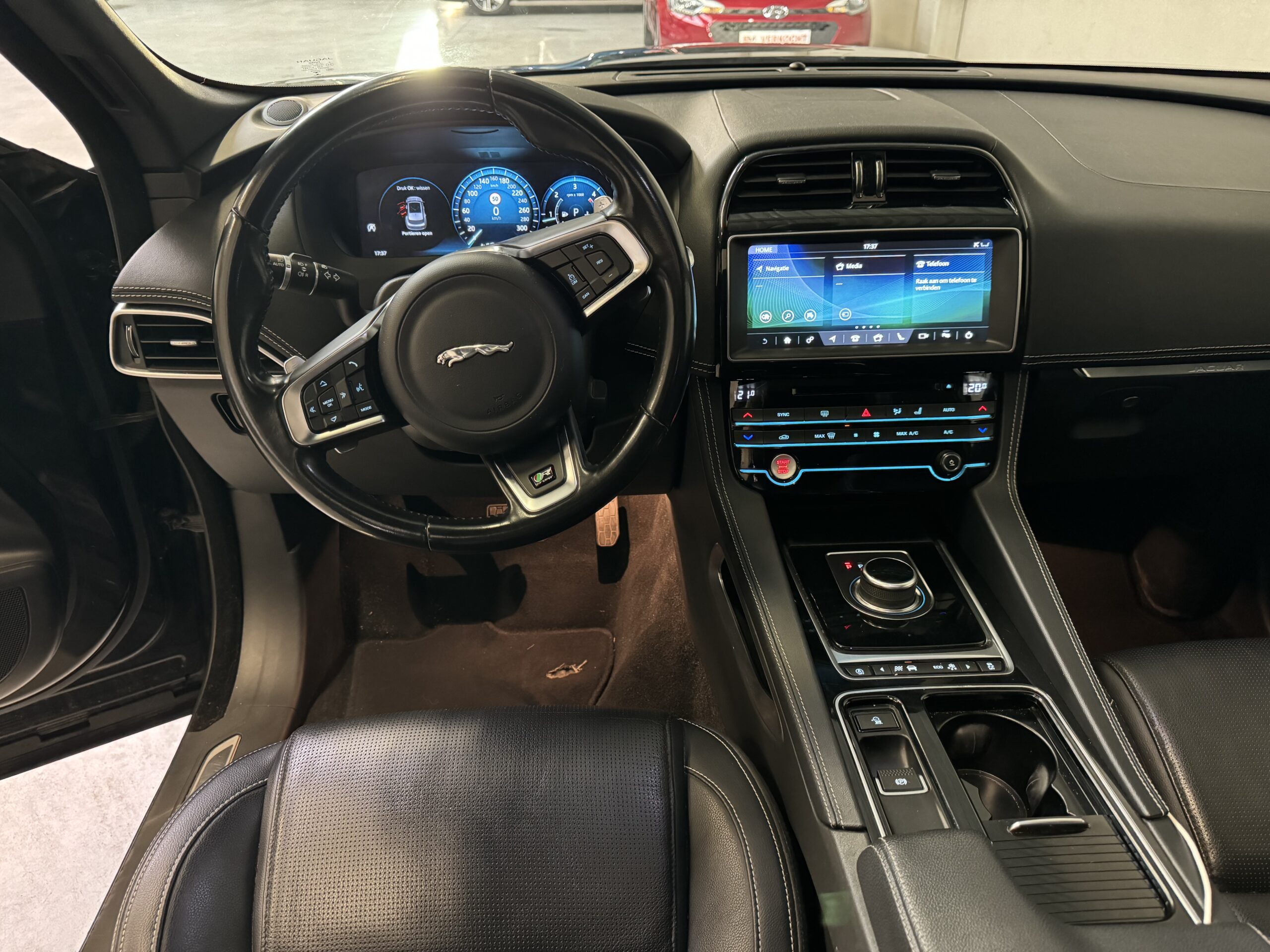 Jaguar F-Pace R-Sport