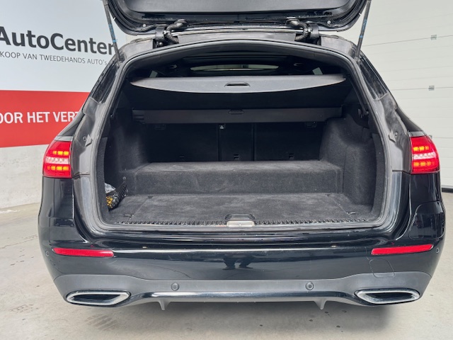 Mercedes PHEV E 300de