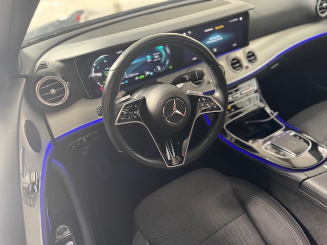 Mercedes PHEV E 300de