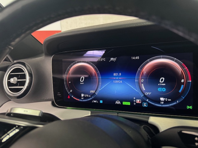 Mercedes PHEV E 300de