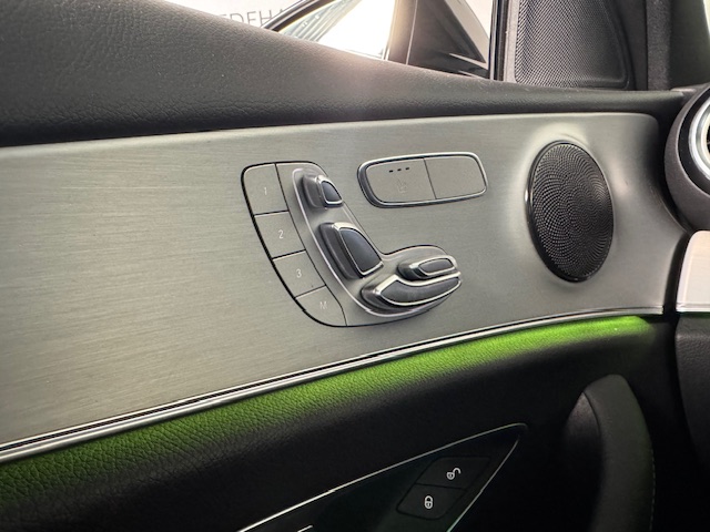 Mercedes PHEV E 300de