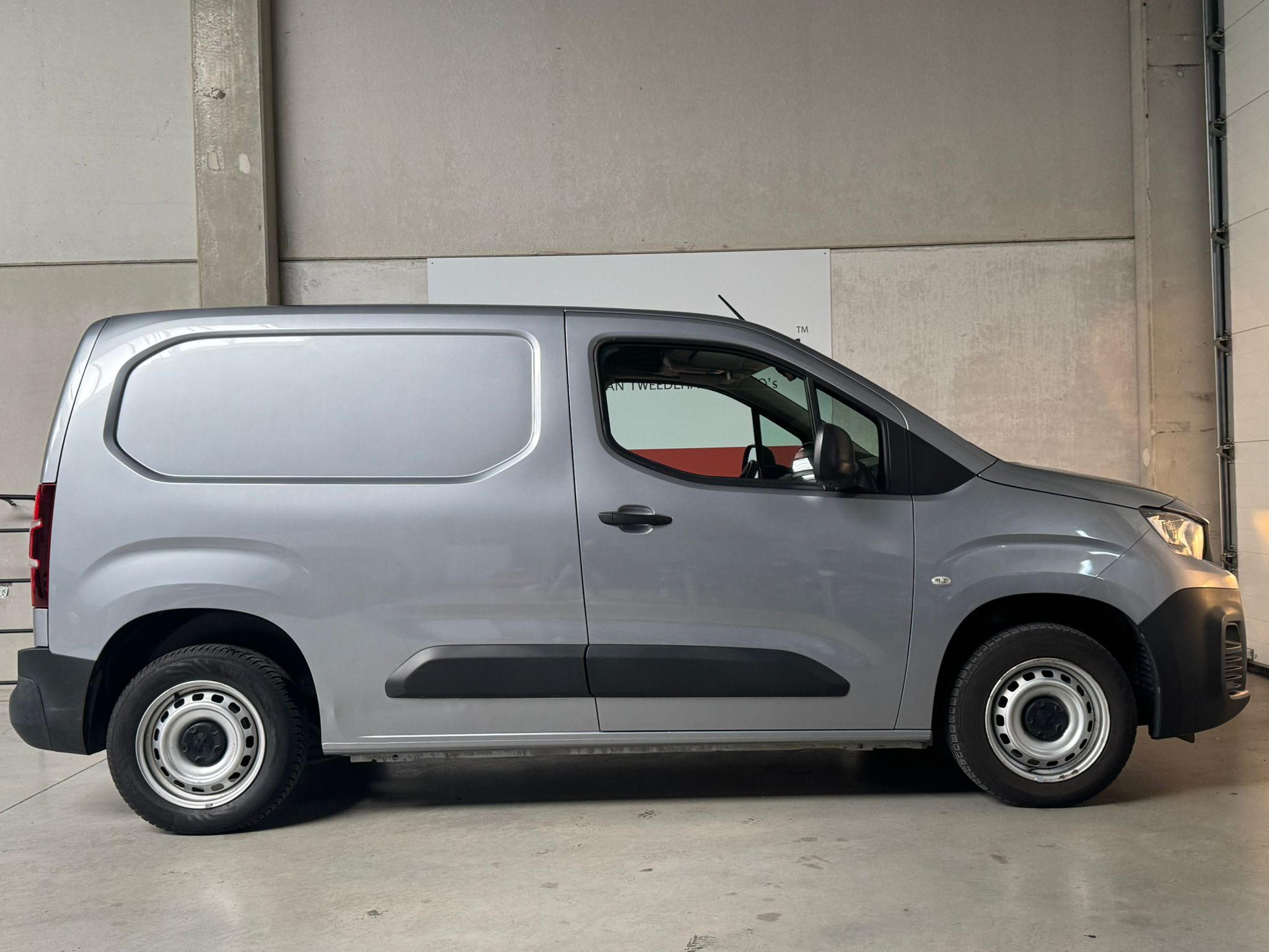 Peugeot Partner 1.2i Benzine