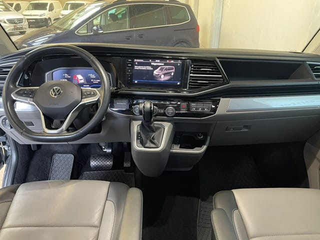 Volkswagen Caravelle