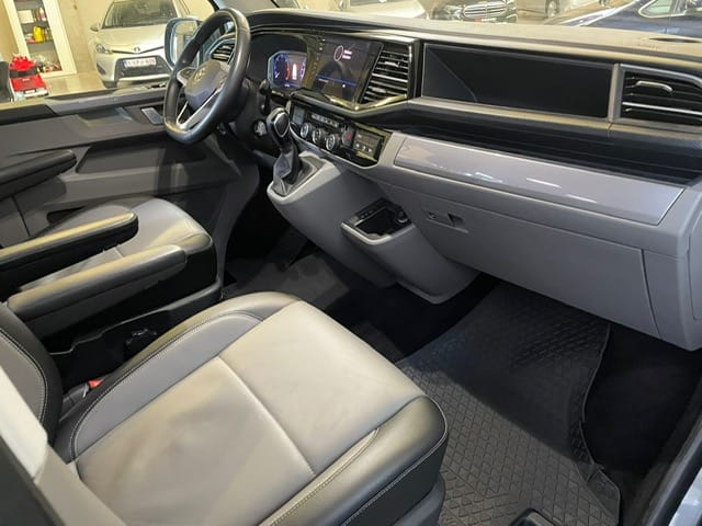 Volkswagen Caravelle