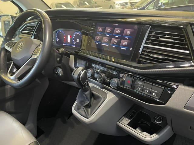 Volkswagen Caravelle