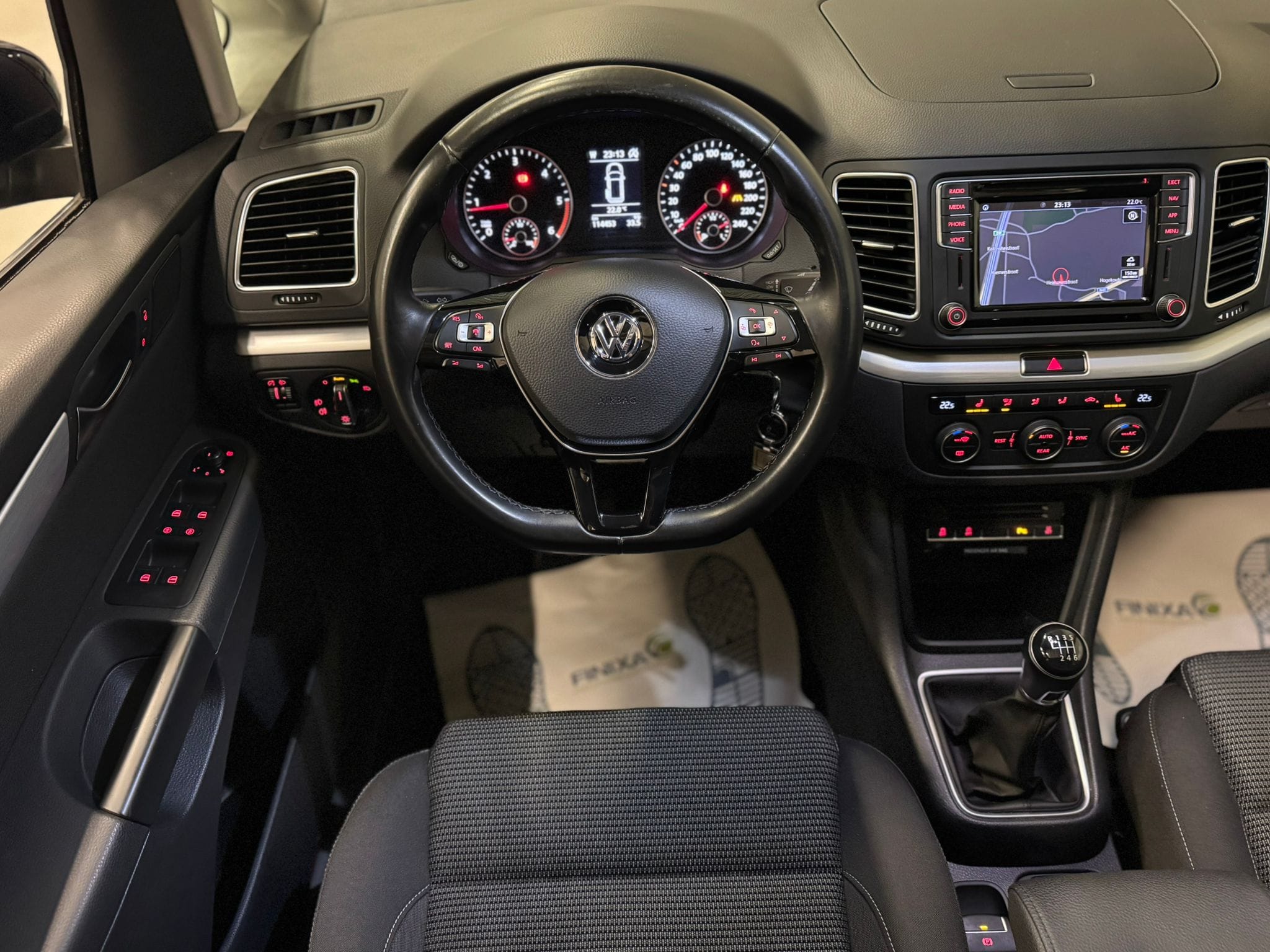 Volkswagen Sharan Pano