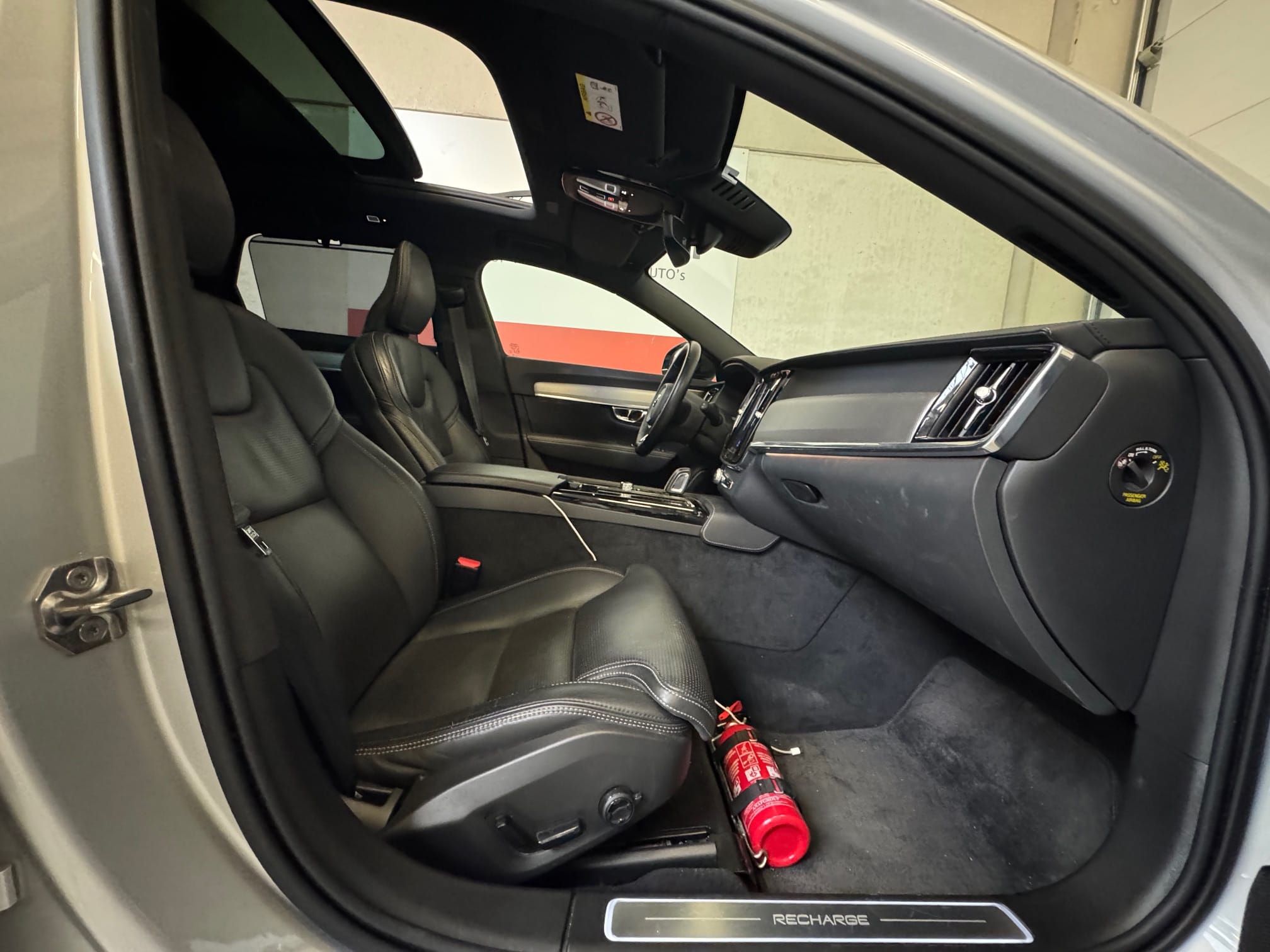 Volvo V90 T6