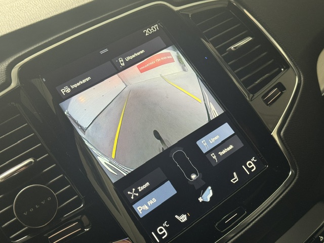 Volvo XC90 D5
