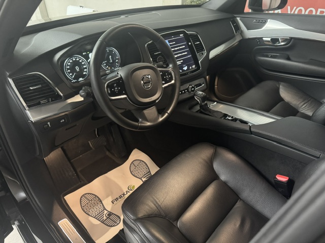 Volvo XC90 D5